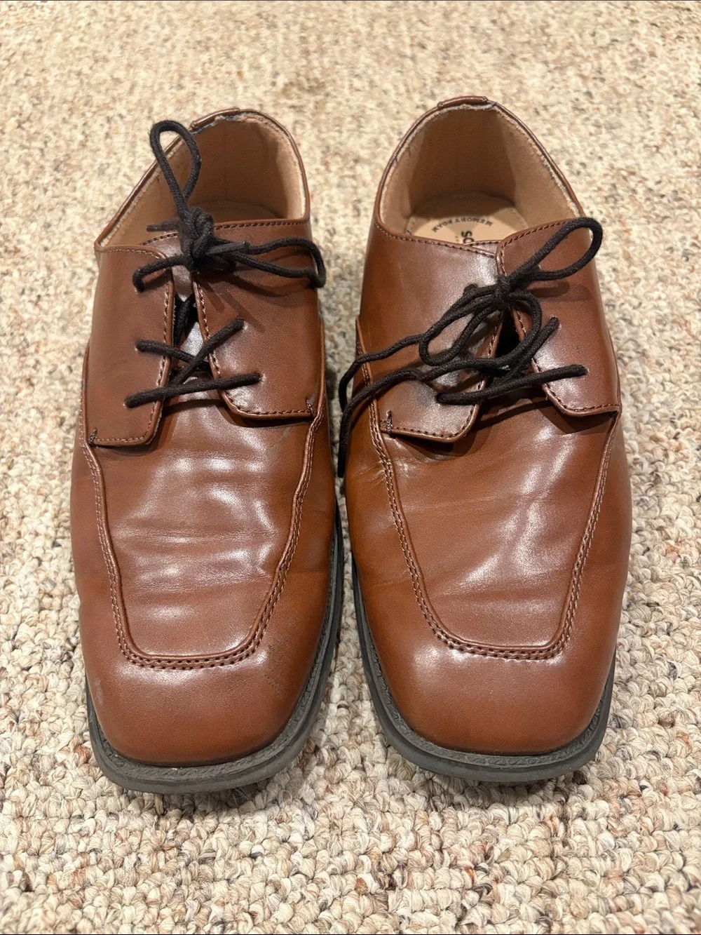 Boys size 7 Classic Brown Leather Lace-Up Dress Shoes